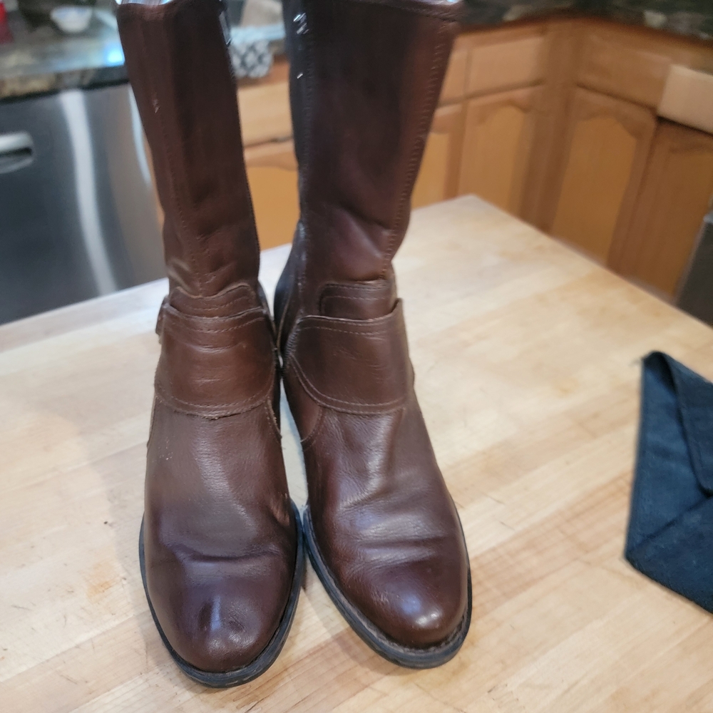 Born Mid-calf Brown Leather Boots